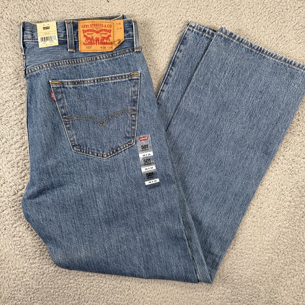 New Levis 501 Jeans Mens 38x34 Stone Wash Original Fit Straight Leg Button Fly